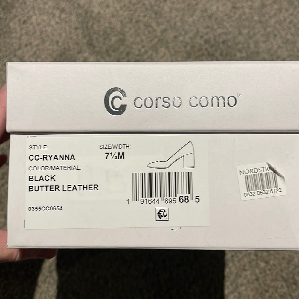 New inbox women’s black butter leather shoes from the brand Corso Como
